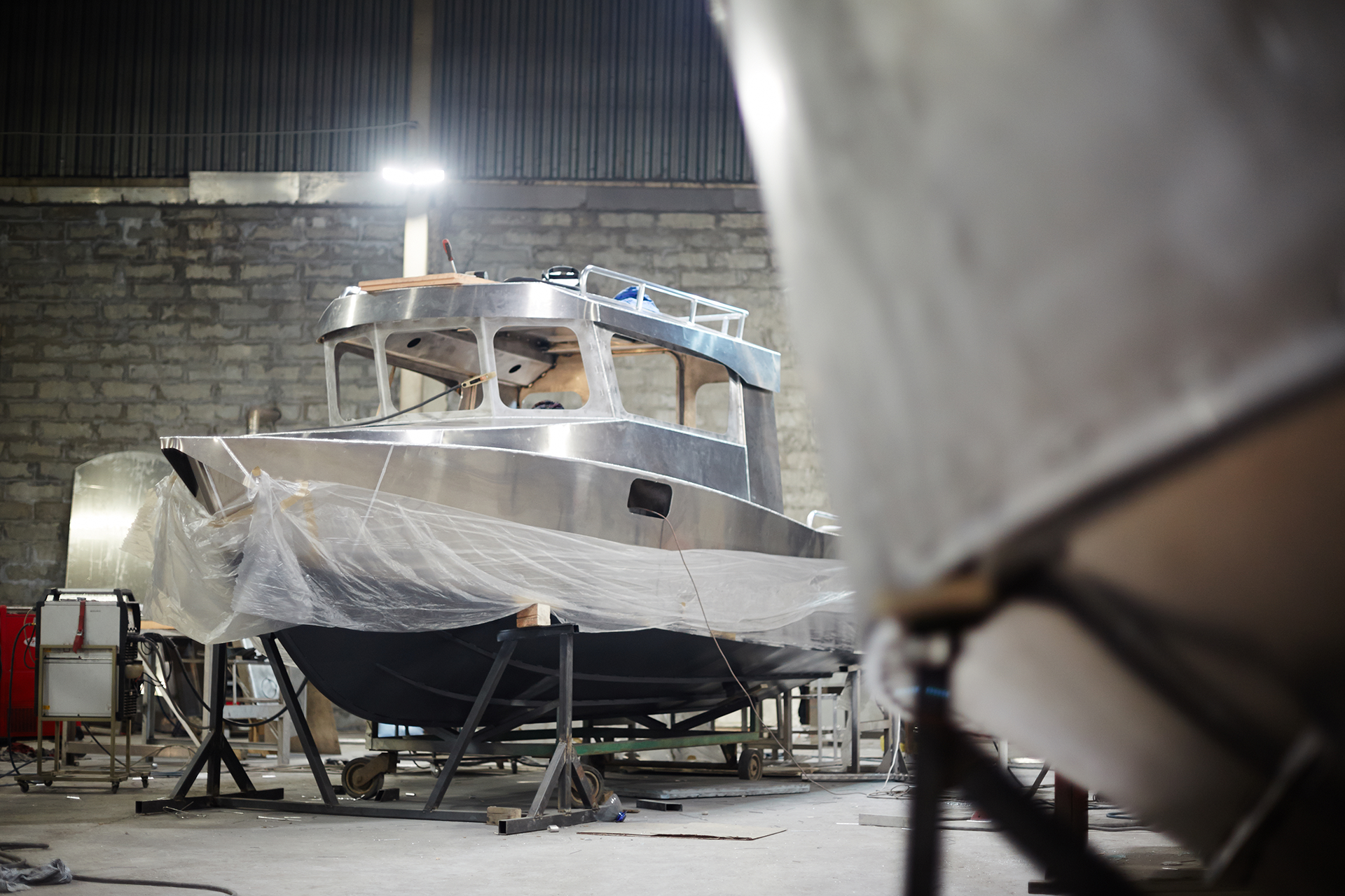 OEMs and Tier 1 manufacturers in the marine sector face intense pressure to reduce costs, shorten lead times, and maintain uncompromising quality. That’s where Basin Precision Machining (BPM) delivers a competitive advantage.