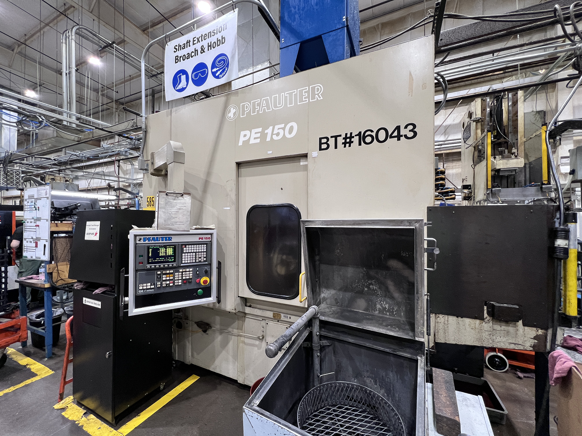 The Pfauter PE-150 is a high-precision CNC gear hobbing machine designed for cutting external gears, splines, and worm gears with exceptional accuracy.