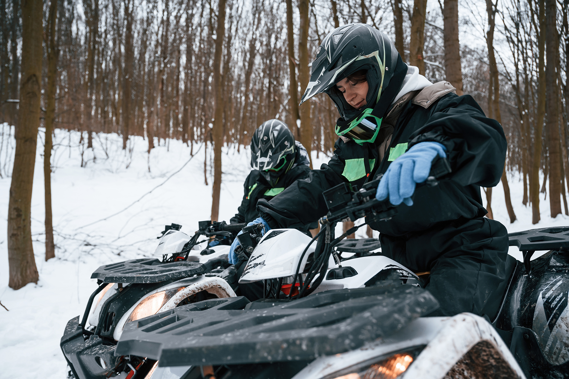 Powersports brands live and die by performance. Whether it’s a motocross bike hammering through whoops, a UTV taking abuse in the desert, a snowmobile carving frozen trails, or a light-sport aircraft chasing horizon lines—every component must be light, strong, repeatable, and available when the market needs it.