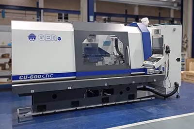 The CU-600 CNC cylindrical grinder